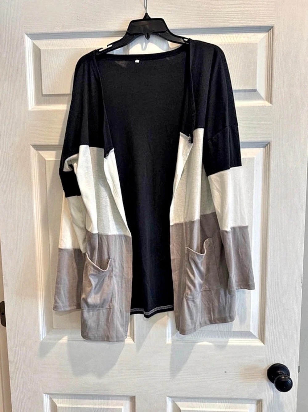 Color Block Tunic Black & Gray Large Like New